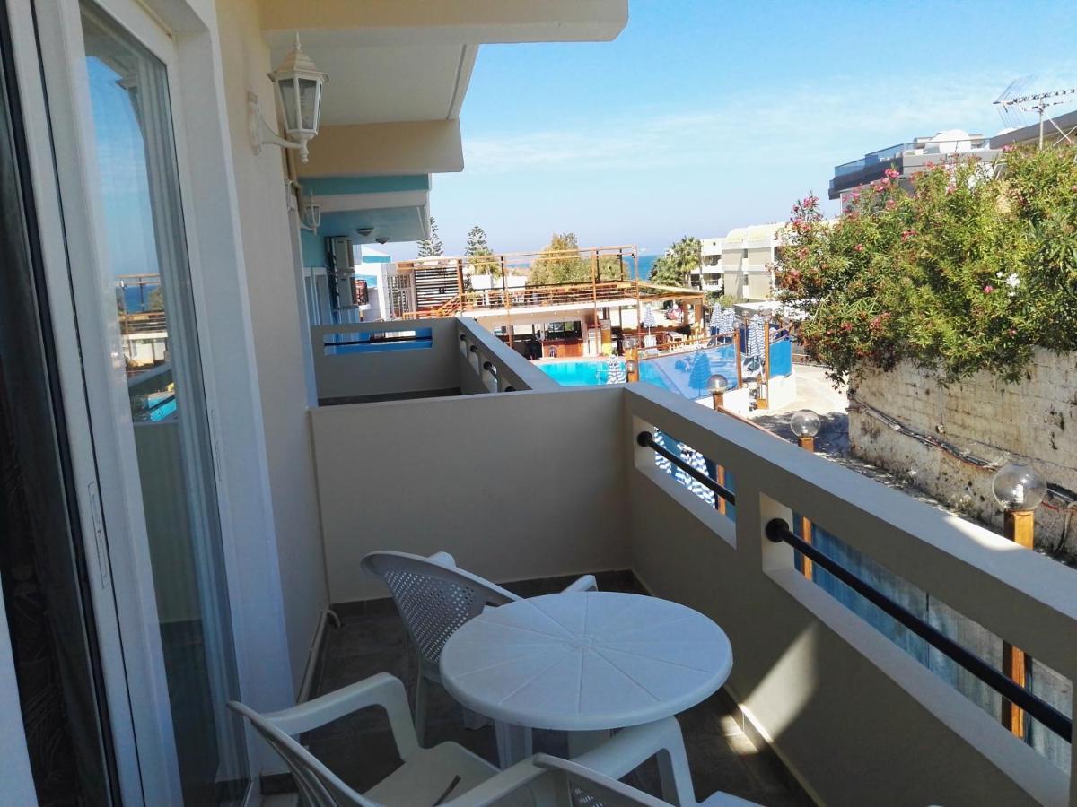 Epis Hotel Agia Marina Exterior foto
