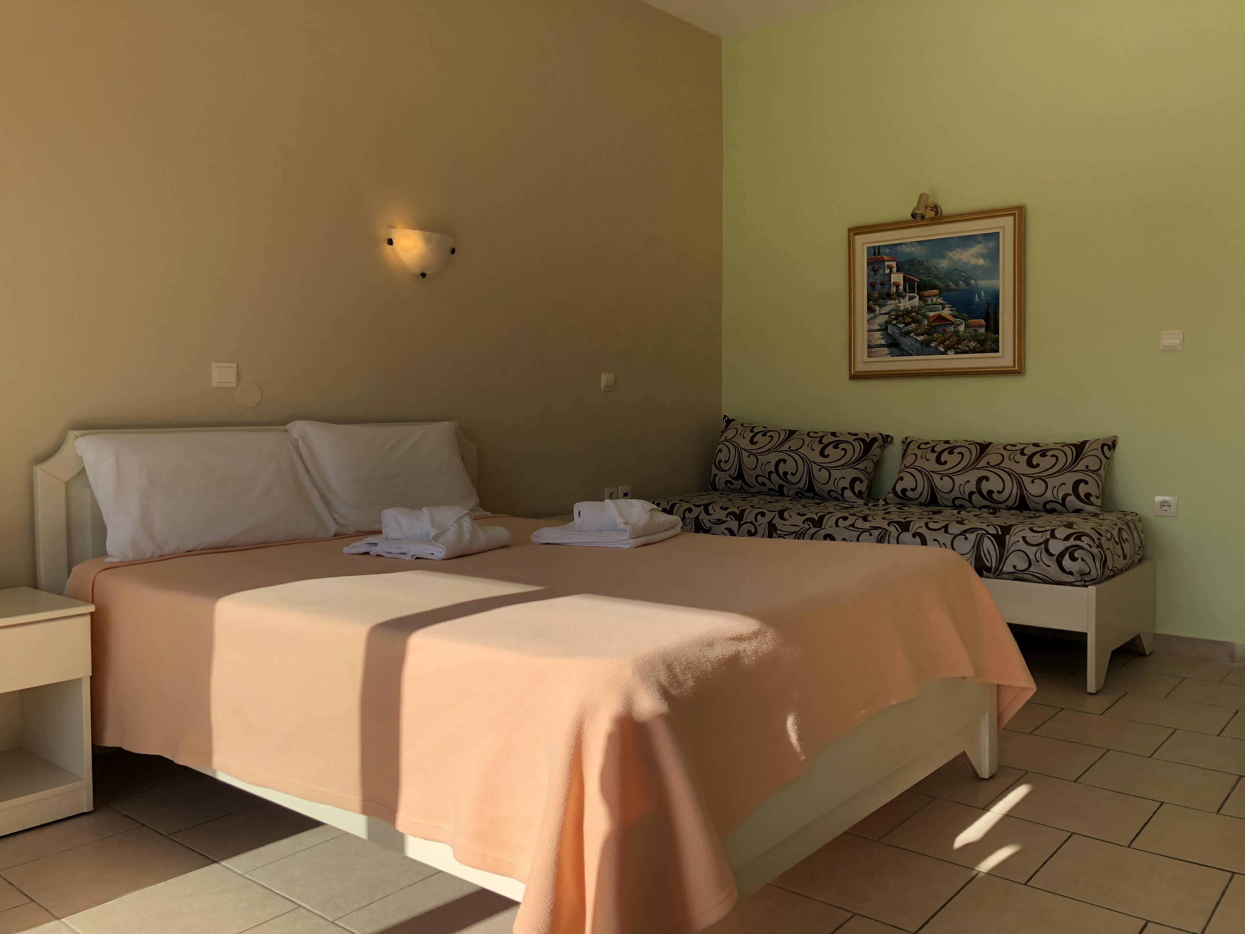 Epis Hotel Agia Marina Exterior foto