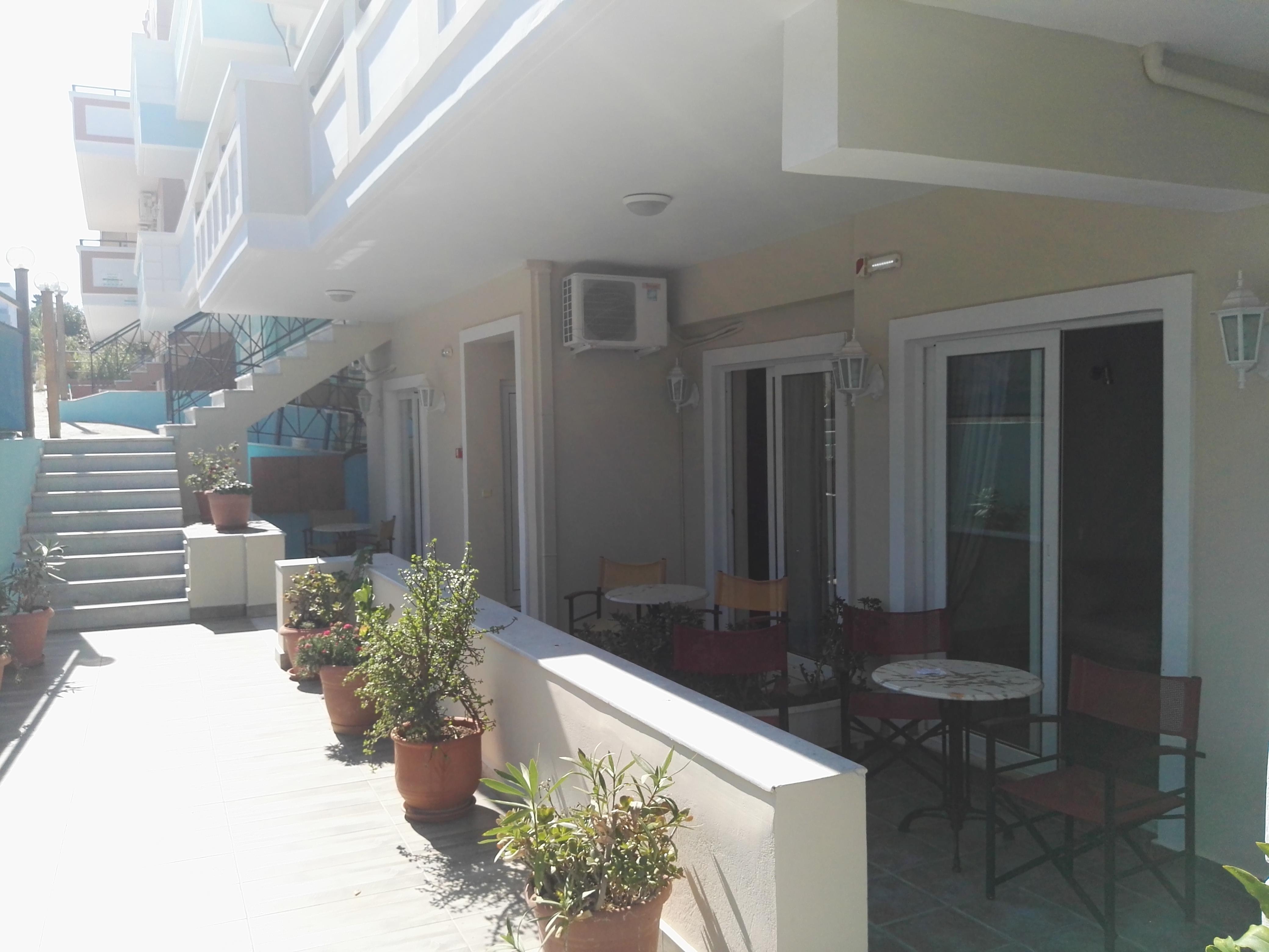 Epis Hotel Agia Marina Exterior foto