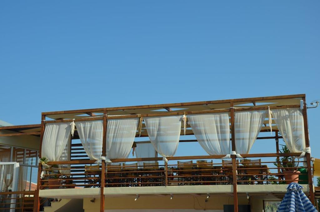 Epis Hotel Agia Marina Exterior foto